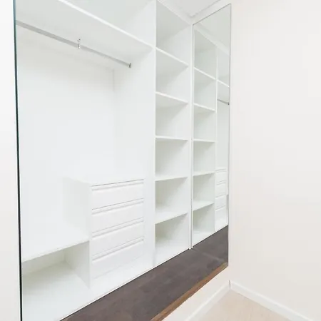 Semi Detached Right Side