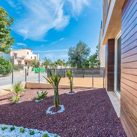 Holiday home Semi Detached Right Side